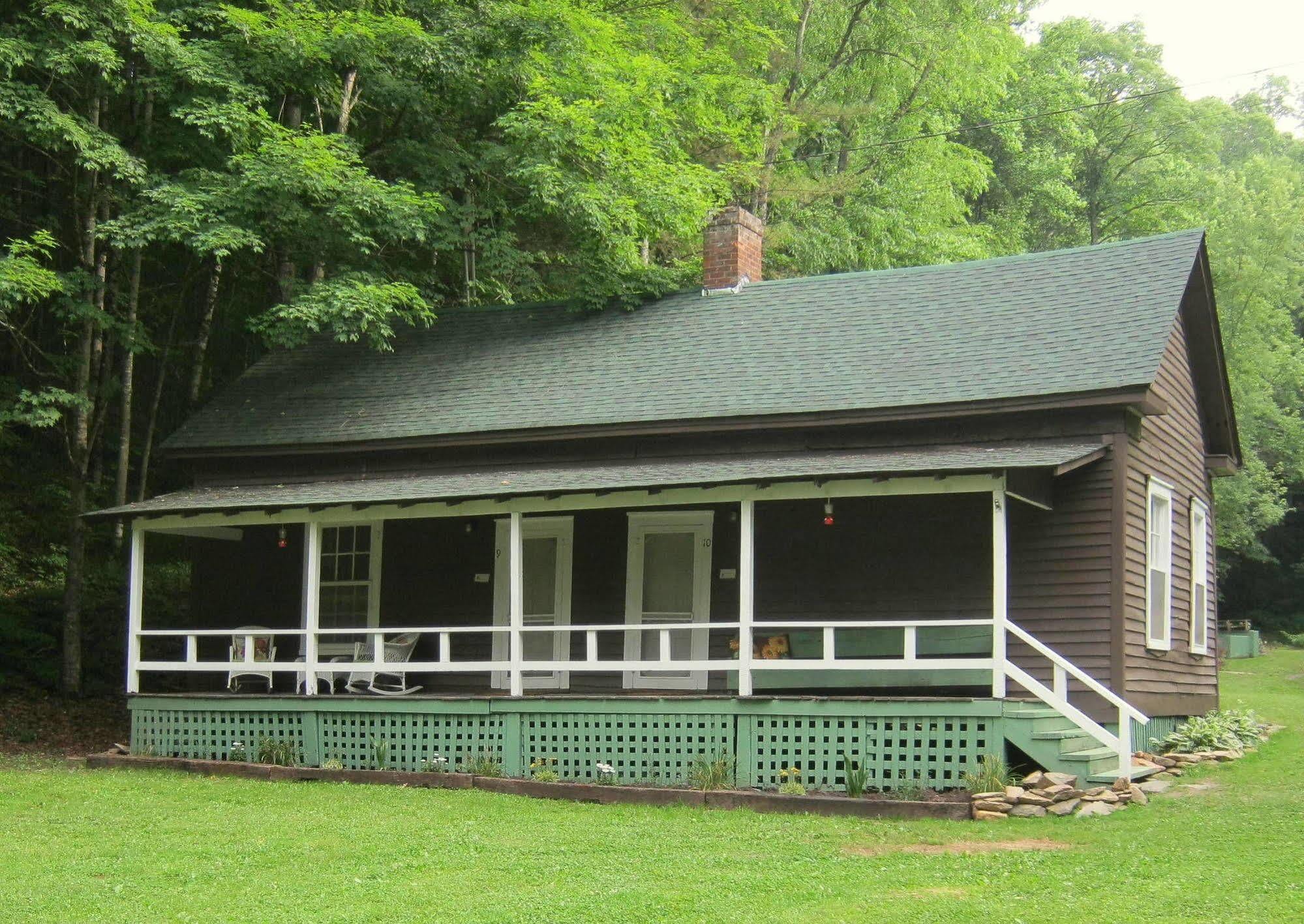 The Cabins At Healing Springs Crumpler エクステリア 写真