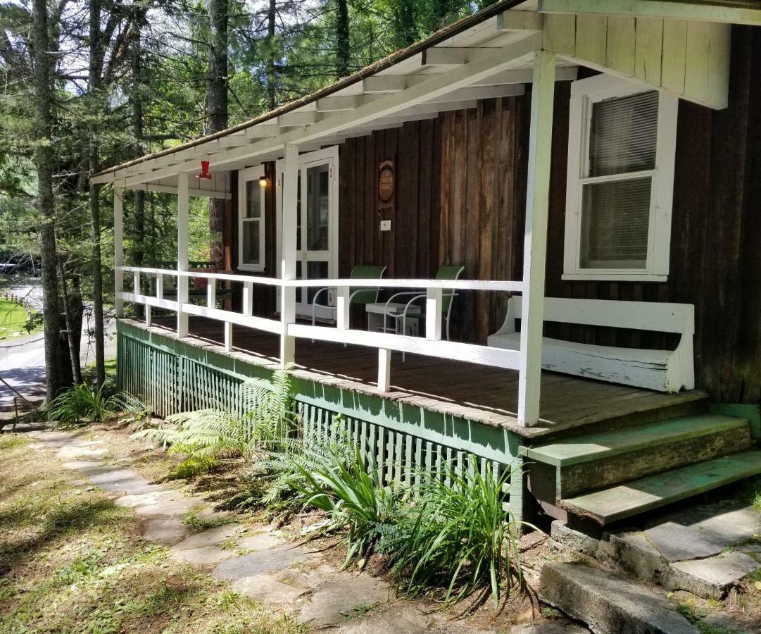 The Cabins At Healing Springs Crumpler エクステリア 写真